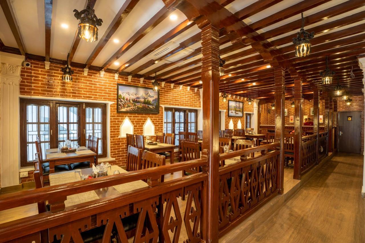 Airport Himalaya Boutique Hotel Катманду Екстериор снимка
