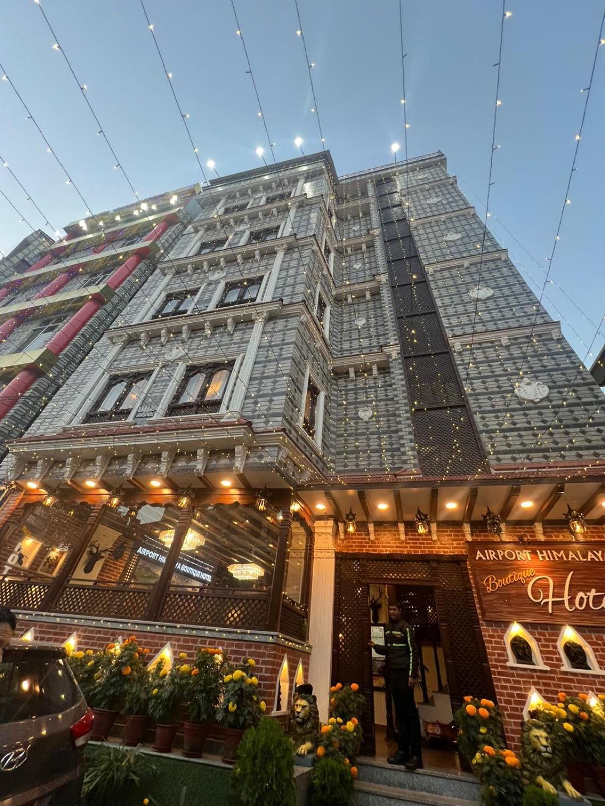 Airport Himalaya Boutique Hotel Катманду Екстериор снимка
