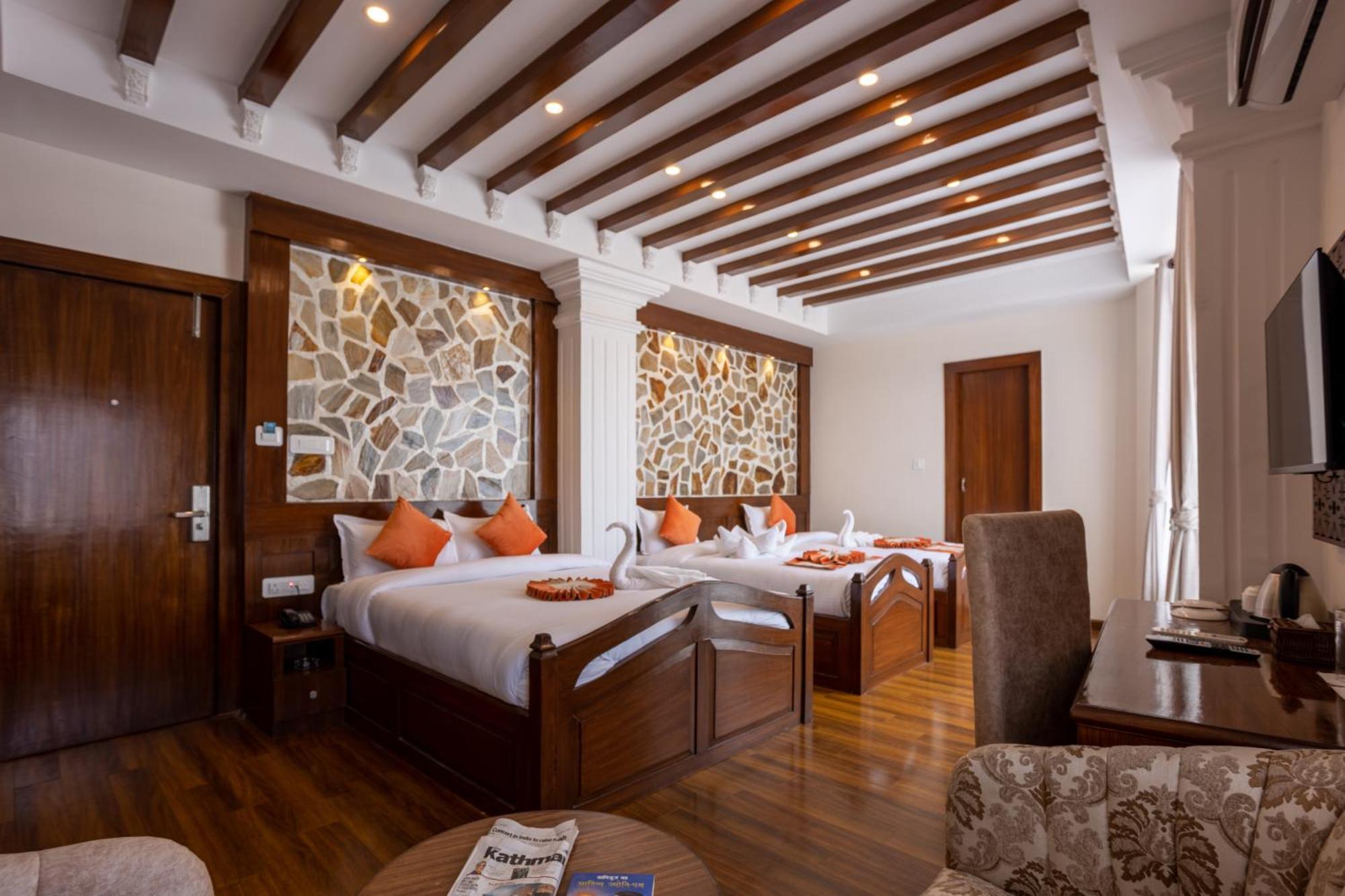 Airport Himalaya Boutique Hotel Катманду Екстериор снимка